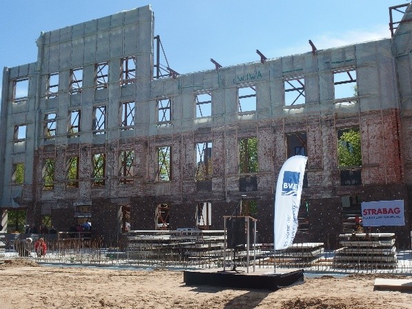 Altbauwand Martinistraße während Umbau